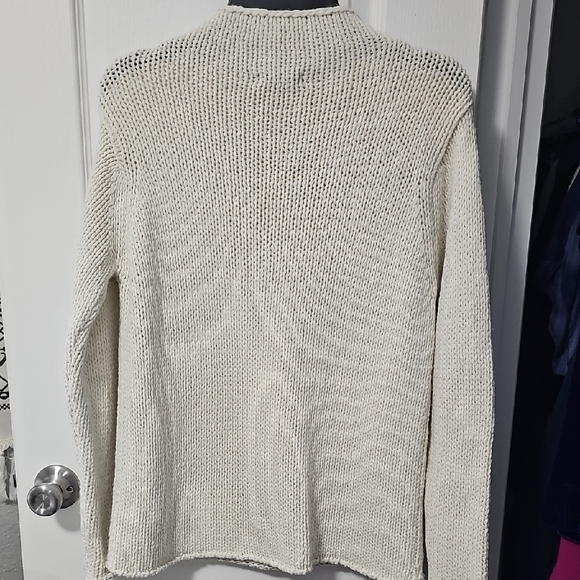 Cutter & Buck Cream Turtleneck Sweater - Picture 3 of 3